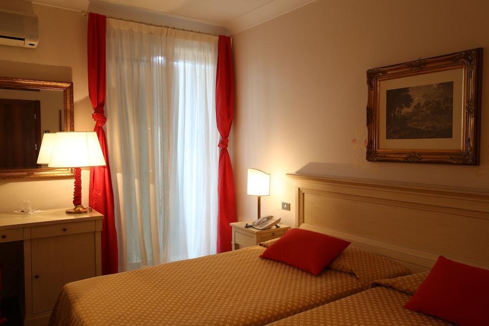 Le Muse Hotel ซานโบนีฟาโช ภายนอก รูปภาพ